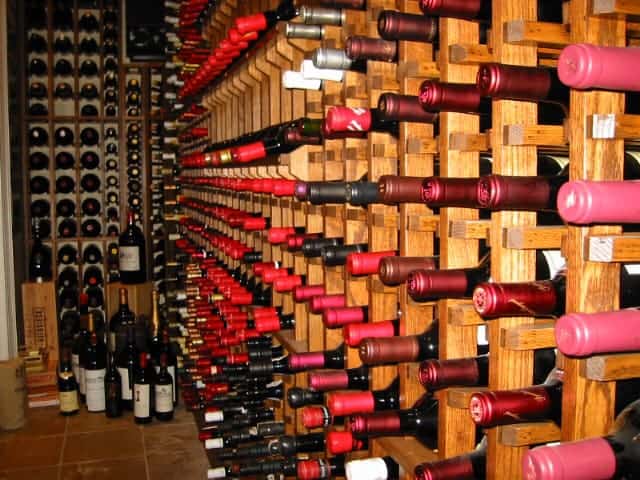 You are currently viewing The importance of proper wine storage and temperature control